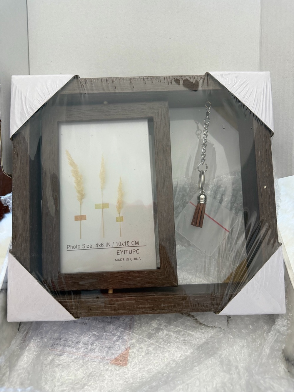 Woodgrain Photo Frame with Brown Finish